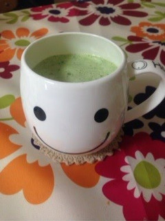 A picture of For Dieters:The Rules For Preparing an Easy Green Smoothie.