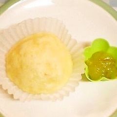 A picture of Chewy Steamed Bread with Mochiko & Pancake Mix.