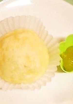 A picture of Chewy Steamed Bread with Mochiko & Pancake Mix.
