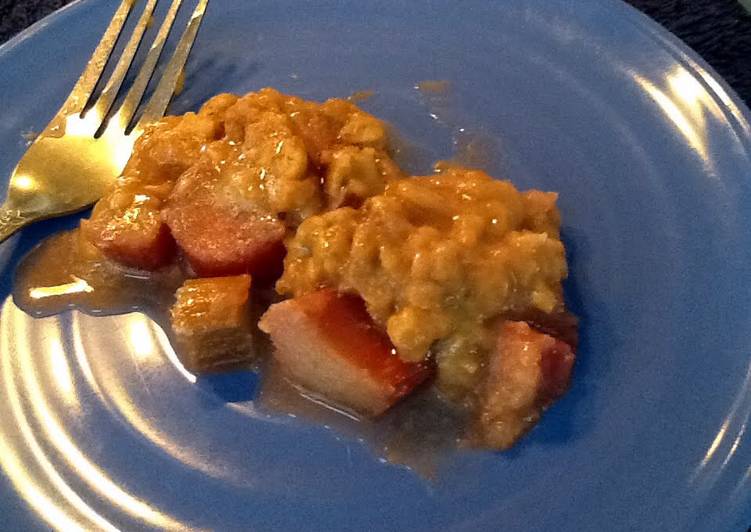 Recipe of Homemade Rhubarb Crisp