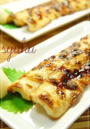 A picture of Eel Kabayaki with Grilled Chikuwa.