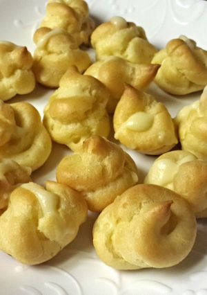 A picture of Easy Yummy Cream Puffs.