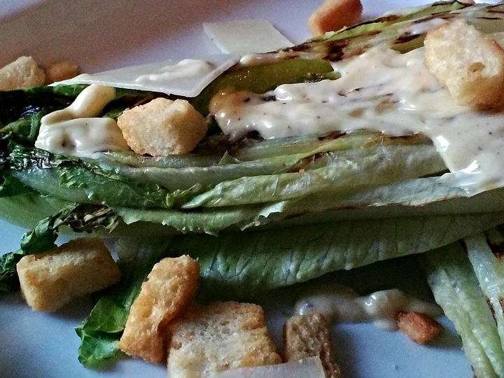 Easy Steps to Make Grilled Caesar Salad the Awesome  Can spoil the tongue