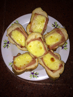 Una foto de Snack de jamón y queso