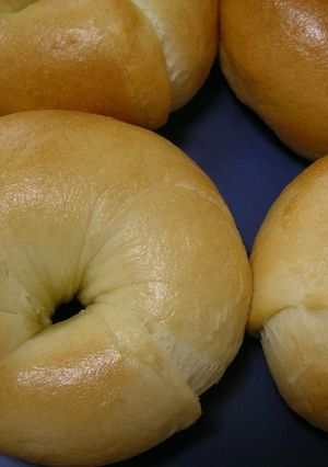 A picture of Basic Cake Flour Bagels.