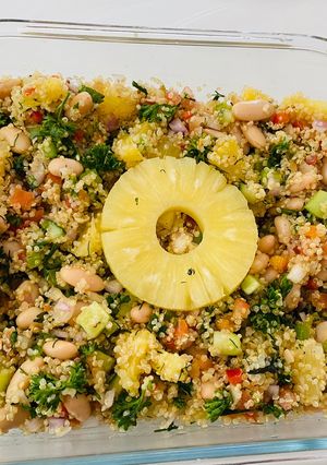 A picture of Quinoa and White Kidney Beans Salad.