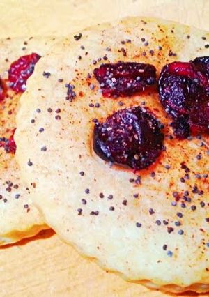 A picture of Ray's Pie Crust Craisin Cookies.
