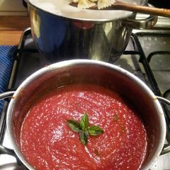 A picture of AMIES Napoli TOMATO Sauce.