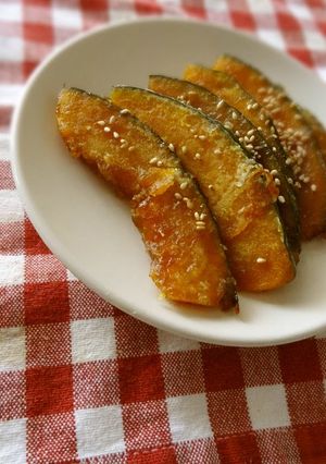 A picture of Sweet and Salty Kabocha Squash For Your Bento.