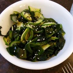 A picture of Wakame and cucumber salad.