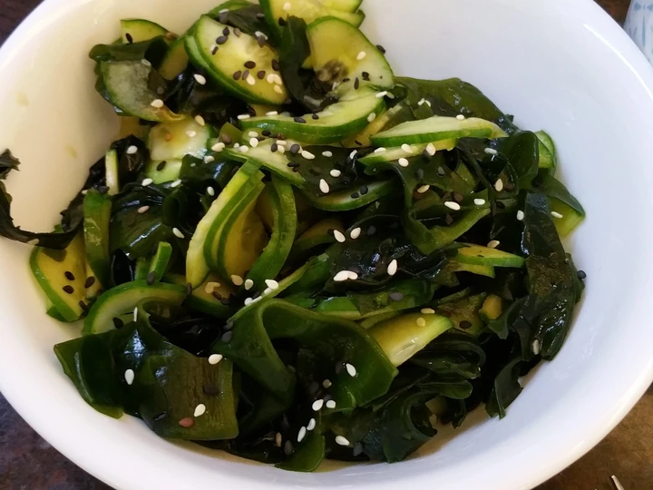 Easy Way Prepare Recipe Wakame and cucumber salad that is Really Delicious, Tasty}