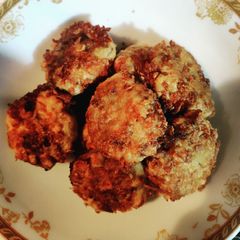 Aloo Bonda (with a Twist- more crispier) A picture of Aloo Bonda (with a Twist- more crispier).