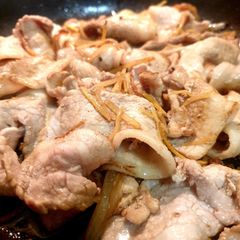 A picture of Buta shouga yaki (ginger pork).