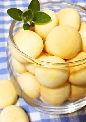 A picture of Easy Low-Calorie Roly-poly Egg Puffs.