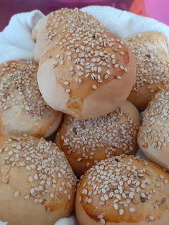 Una foto de Bollos rellenos de queso