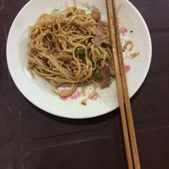A picture of Garlic noodle.