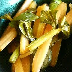 A picture of Our Family's Exquisite Celery Pickles with Soy Sauce.