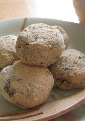 A picture of Adzuki and Kinako Soy Powder Dango with Okara.