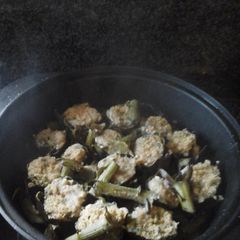 A picture of Artichokes.