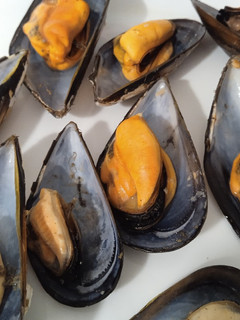 Una foto de Mejillones al vapor