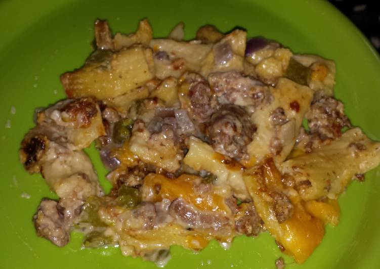 Delicious Quick Peppers and Sausage Rigatoni Alfredo