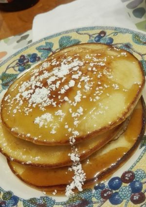 A picture of Pam's fluffy pancakes....