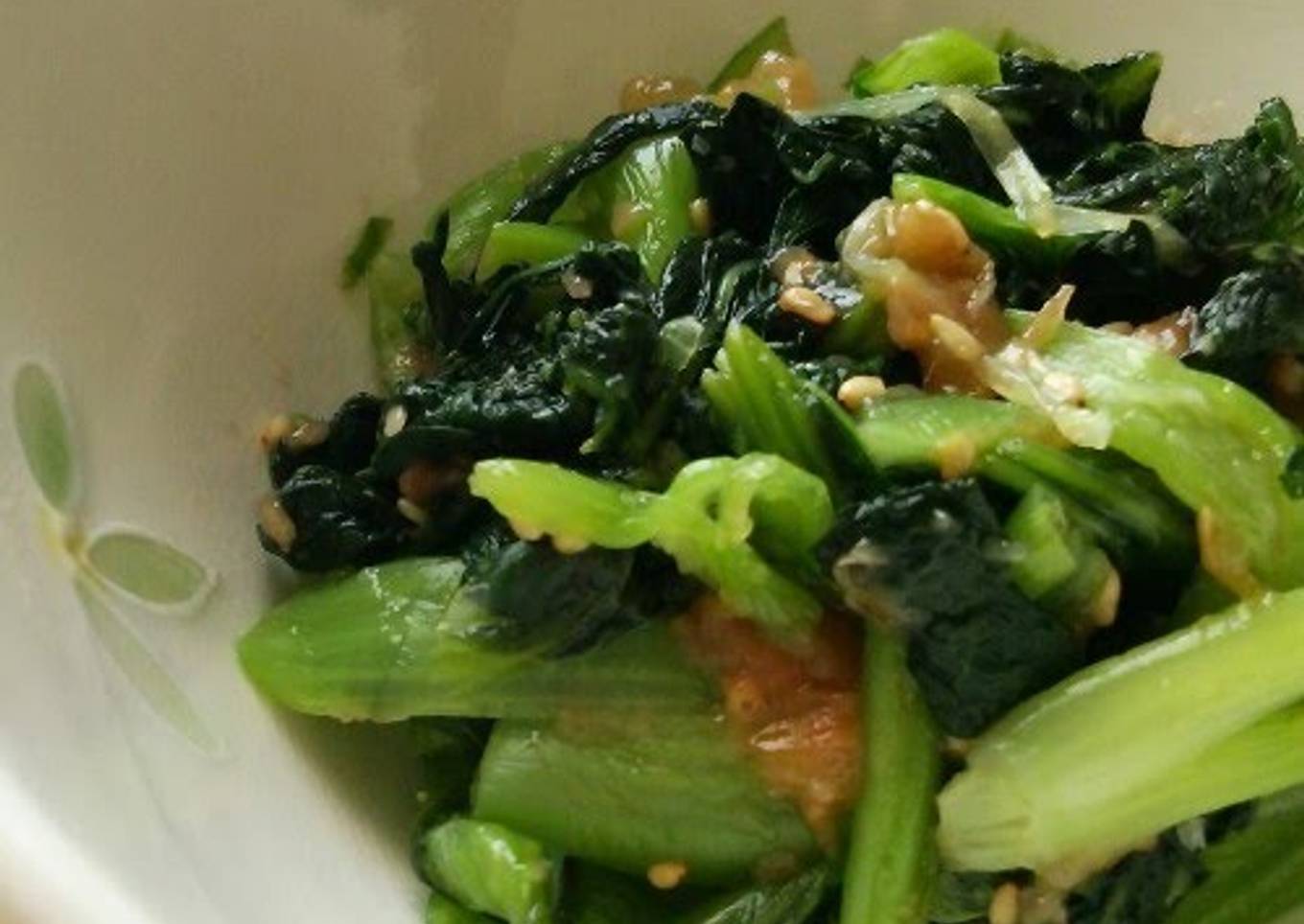 Boiled Komatsuna Greens and Ume Plum