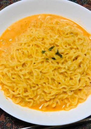 A picture of Shin Ramyun Carbonara.