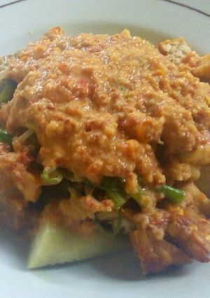 Foto resep Rujak Petis Madura
