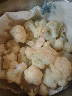 A picture of Deep fried cauliflower.