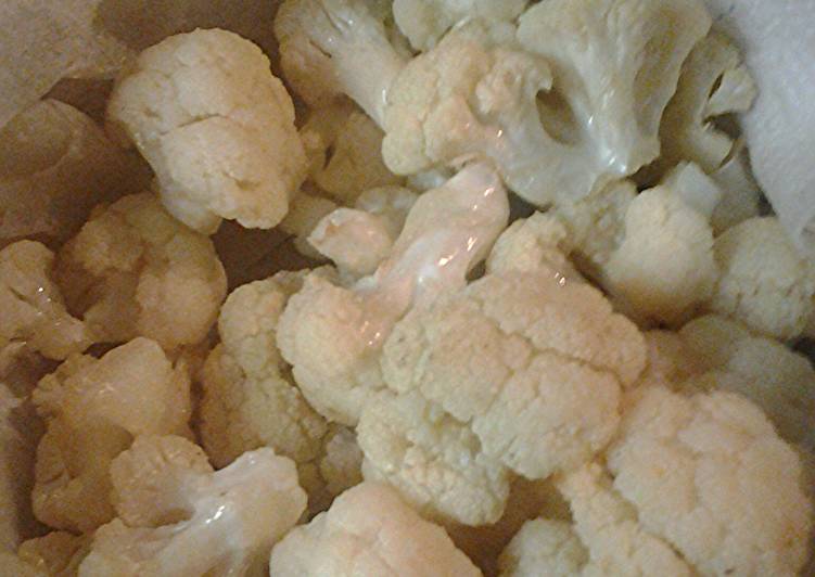 Steps to Make Speedy Deep fried cauliflower