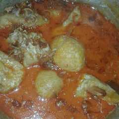 A picture of TT (telur tahu) KARE NDESO PEDES.