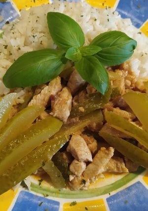 Fincsi szószos husi (hentes tokány) gm, lm recept fotója