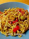 Κοτόπουλο Japchae μινιμαλιστικό C&G