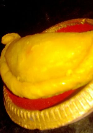 A picture of Gujiya.
