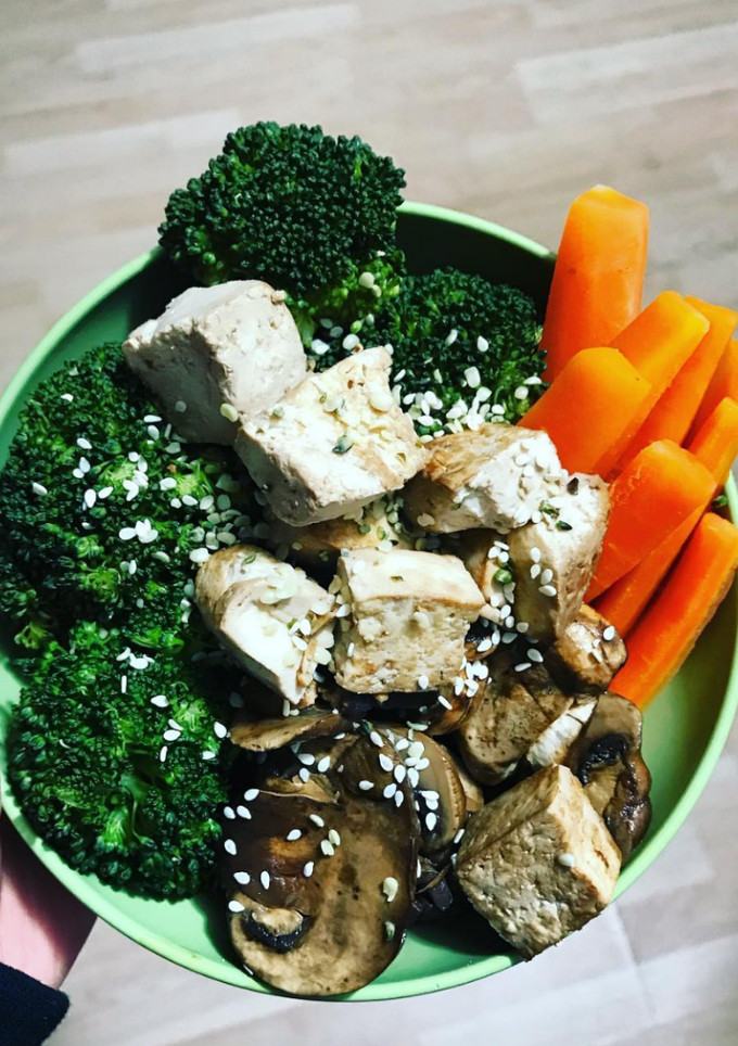 Una foto de Bowl vegano con TOFU