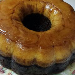 A picture of Chocoflan flan cake.