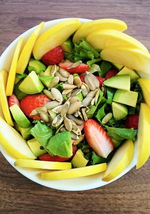 Una foto de Ensalada frutal