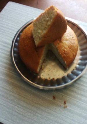 A picture of Simple cake.