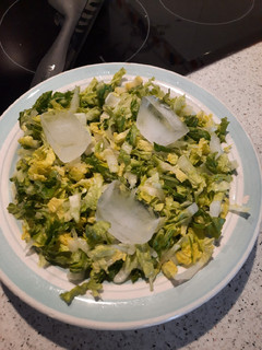 Una foto de Ensalada 🥗 súper rápida y muy fresquita