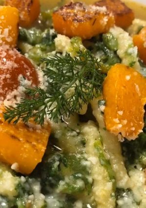 Foto di Busiate con tenerumi, zucca e fiori