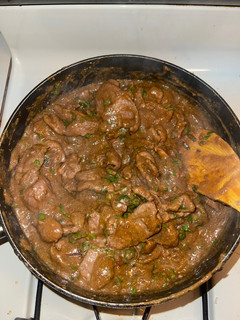 A picture of Spicy Kenyan wet fry beef liver 🇰🇪🌶️.