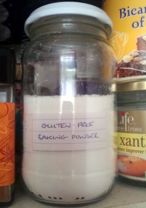 A picture of Vickys Gluten-Free Baking Powder.
