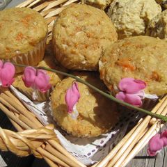 A picture of Carrot Muffins.