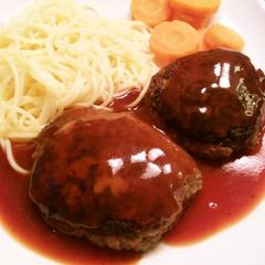 A picture of My Husband's Recipe for Healthy Hamburger Steaks with Carrots.