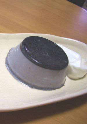 A picture of Exquisite! Black Sesame Milk Pudding.