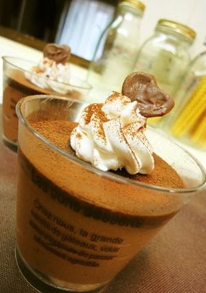 A picture of Rich Chocolate Mousse.