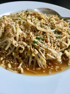 涼拌豆芽菜 的食譜成品照片