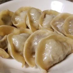 A picture of Gyoza.
