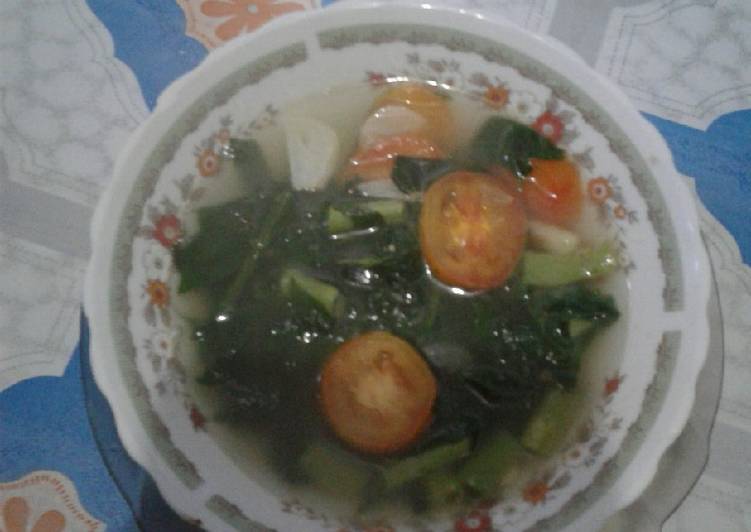 Langkah Mudah untuk Menyiapkan Sayur bening katuk, Lezat